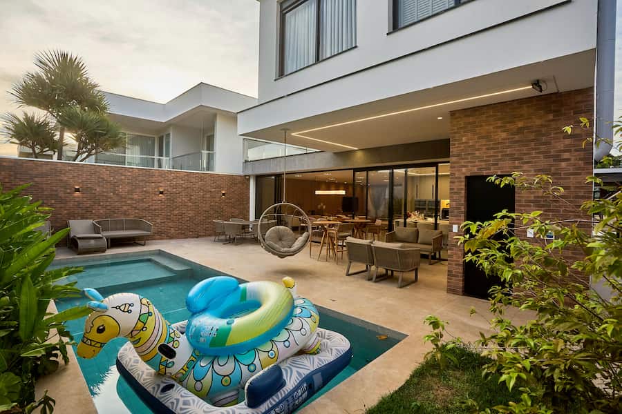 تشک بادی استخر